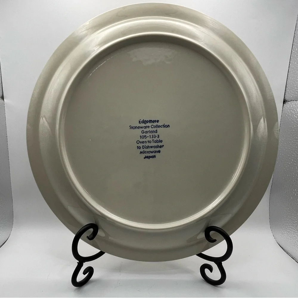 Vintage Edgemere “Garland” Stoneware Floral 10 5/8 Dinner Plates - Set of 4